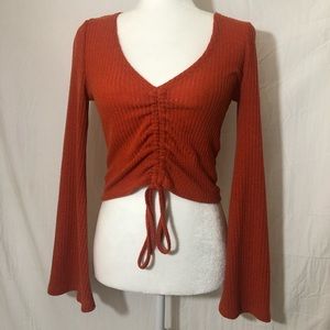 flare sleeve crop top